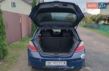 Хетчбек Opel Astra 2006 в 