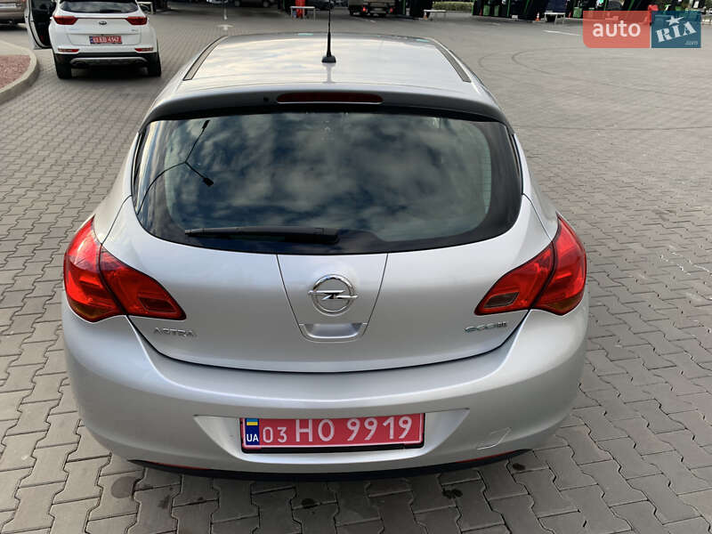 Хэтчбек Opel Astra 2011 в Луцке фото 14 Хэтчбек Opel Astra 2011 в Луцке