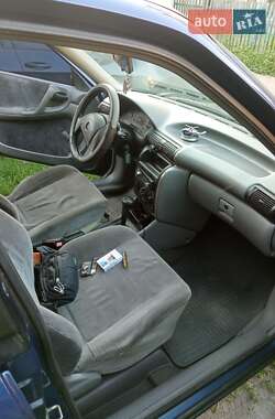 Хэтчбек Opel Astra 1996 в  фото 4 Хэтчбек Opel Astra 1996 в