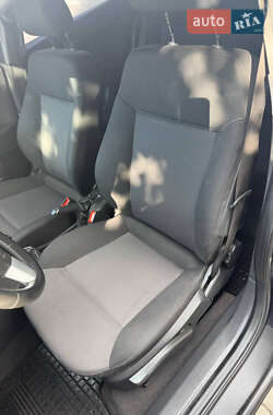 Хэтчбек Opel Astra 2012 в 