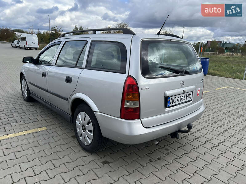 Универсал Opel Astra 2001 в Луцке