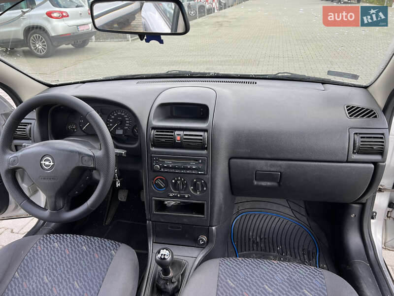 Универсал Opel Astra 2001 в Луцке