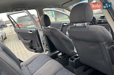 Универсал Opel Astra 2001 в  фото 26 Универсал Opel Astra 2001 в