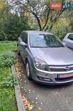 Хэтчбек Opel Astra 2005 в Луцке