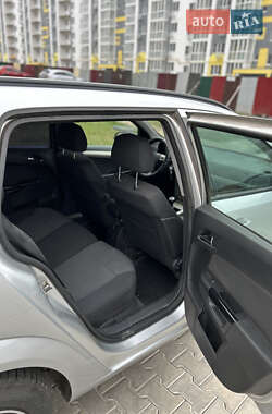 Универсал Opel Astra 2007 в 