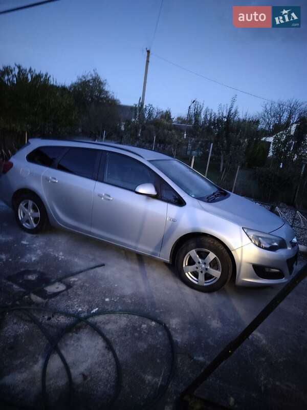 Універсал Opel Astra 2013 в Старокостянтинові фото 12 Універсал Opel Astra 2013 в Старокостянтинові