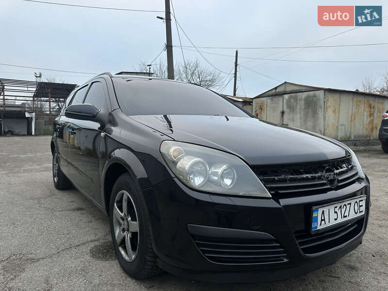 Универсал Opel Astra 2006 в Киеве
