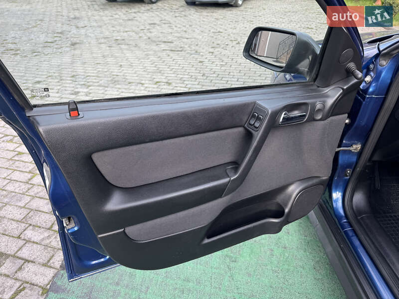 Седан Opel Astra 2004 в Львове фото 6 Седан Opel Astra 2004 в Львове