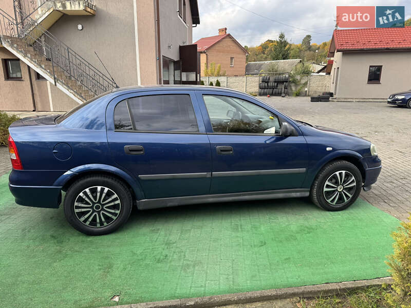Седан Opel Astra 2004 в Львове фото 13 Седан Opel Astra 2004 в Львове