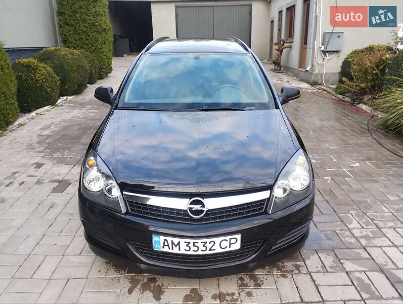 Универсал Opel Astra 2009 в Кременце