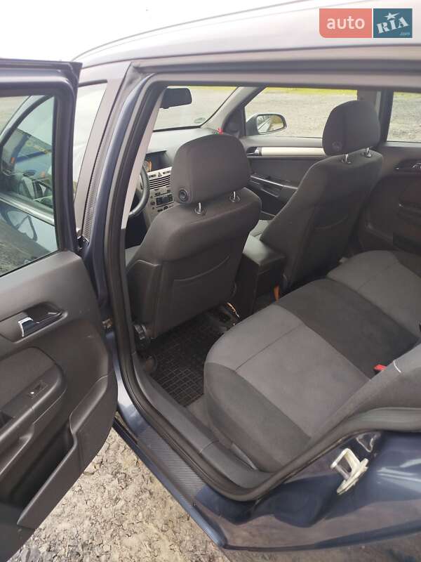Универсал Opel Astra 2008 в Ковеле