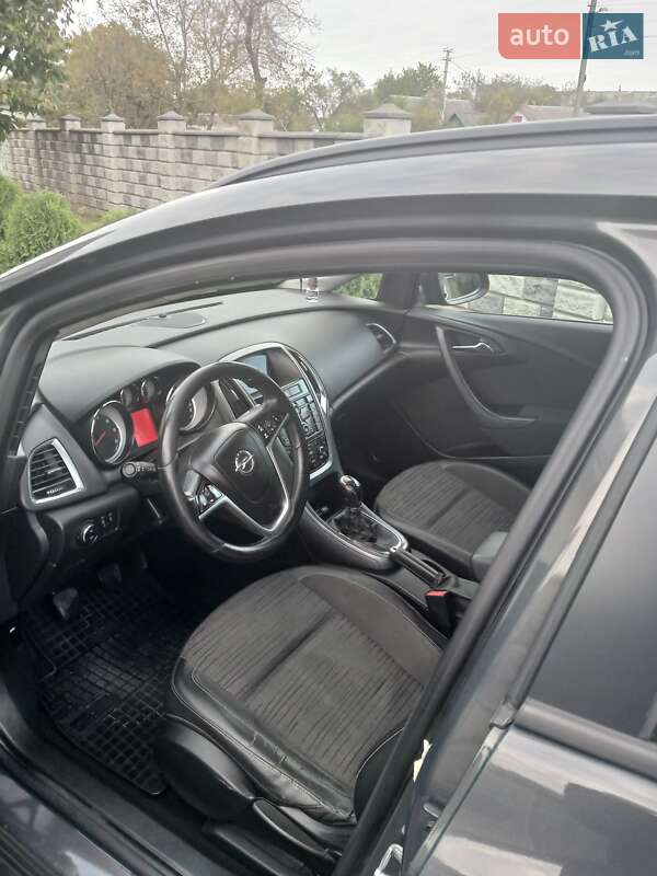 Универсал Opel Astra 2015 в Корце фото 5 Универсал Opel Astra 2015 в Корце