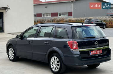 Универсал Opel Astra 2006 в 