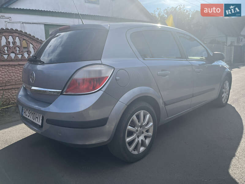 Хетчбек Opel Astra 2004 в Луцьку фото 3 Хетчбек Opel Astra 2004 в Луцьку