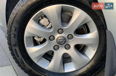 Универсал Opel Astra 2015 в 