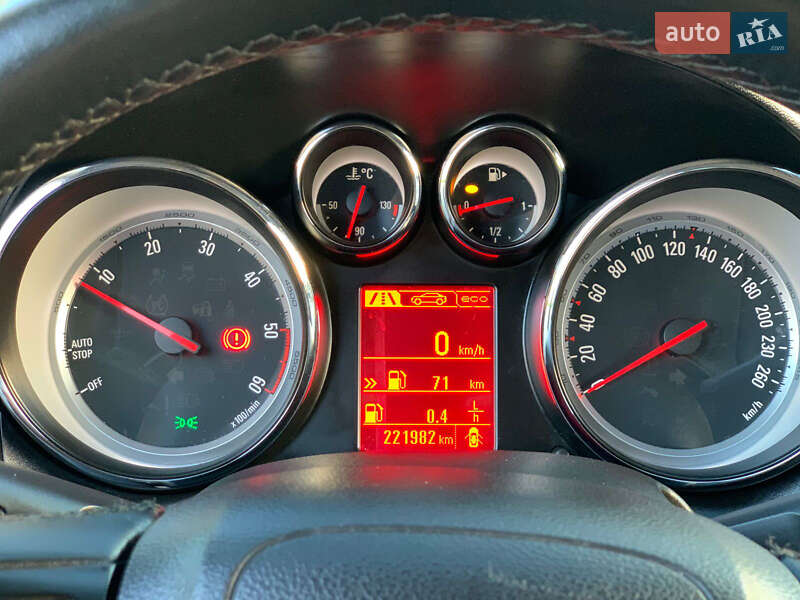 Универсал Opel Astra 2015 в Стрые