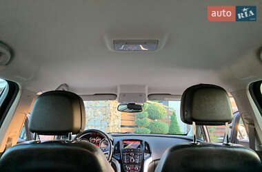 Универсал Opel Astra 2015 в 