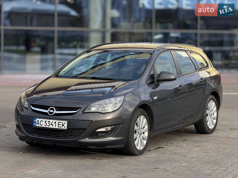 Универсал Opel Astra 2014 в Луцке