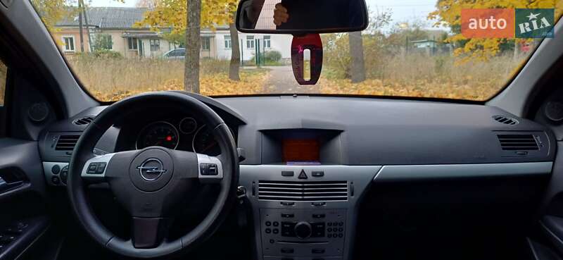Універсал Opel Astra 2009 в Глухові фото 4 Універсал Opel Astra 2009 в Глухові