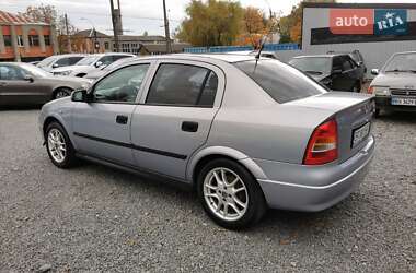 Седан Opel Astra 2001 в 