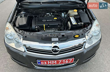 Универсал Opel Astra 2010 в 