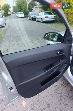 Универсал Opel Astra 2009 в 