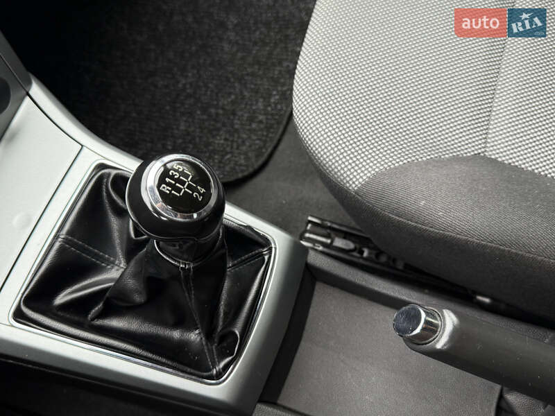 Универсал Opel Astra 2009 в Борисполе