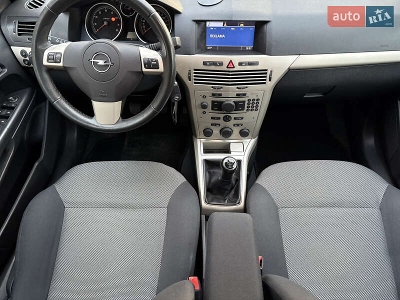 Универсал Opel Astra 2009 в Белой Церкви