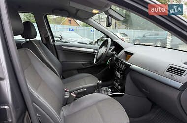Универсал Opel Astra 2009 в 