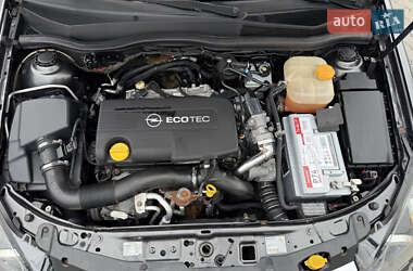 Универсал Opel Astra 2009 в 