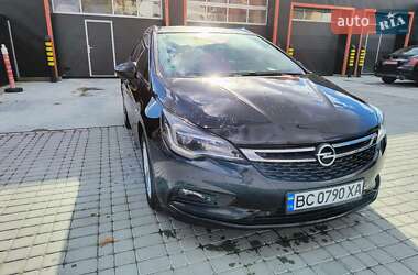 Универсал Opel Astra 2018 в 