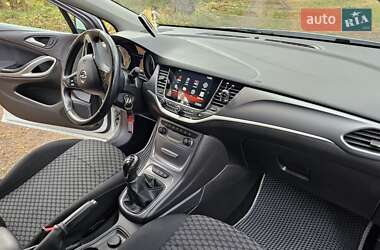 Універсал Opel Astra 2018 в  фото 25 Універсал Opel Astra 2018 в