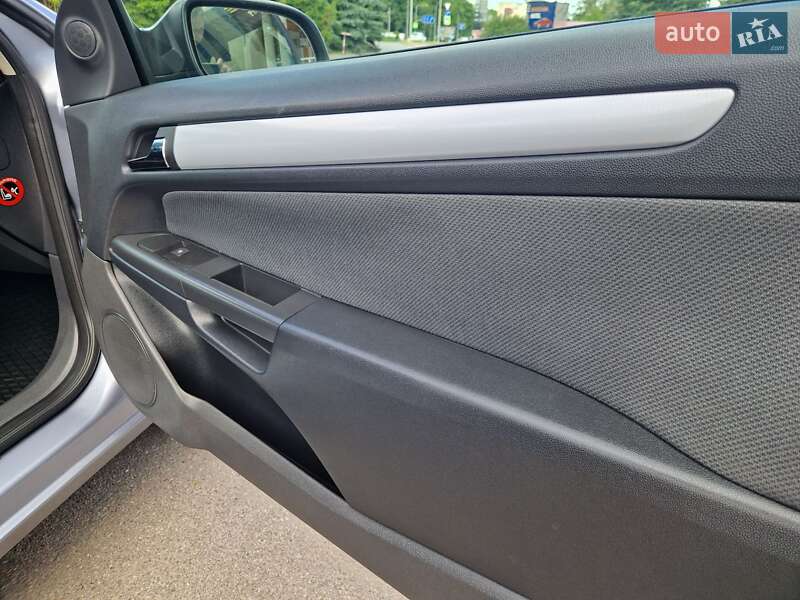 Хэтчбек Opel Astra 2005 в Тернополе фото 46 Хэтчбек Opel Astra 2005 в Тернополе