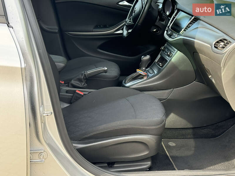 Универсал Opel Astra 2019 в Львове