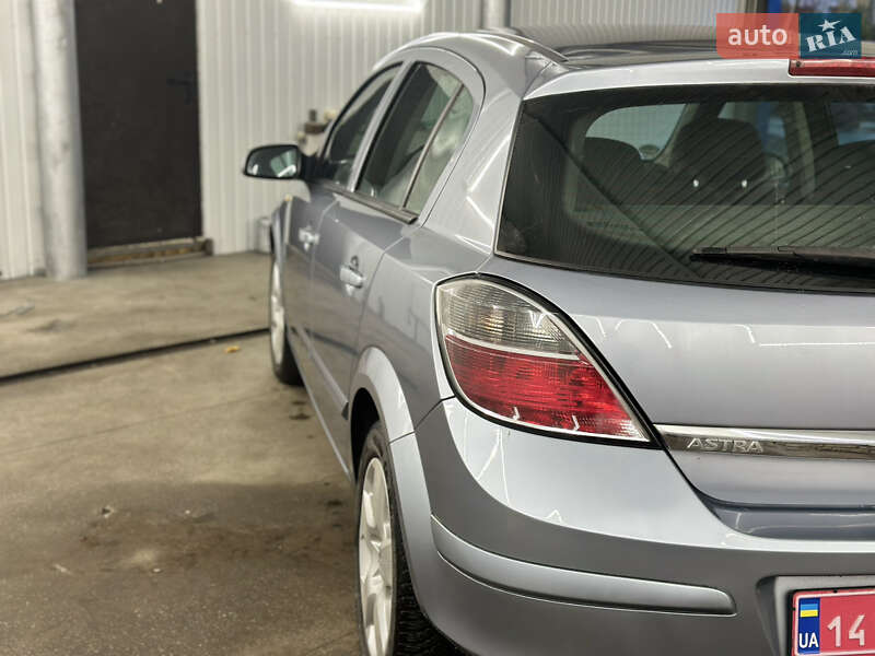 Хэтчбек Opel Astra 2008 в Виннице