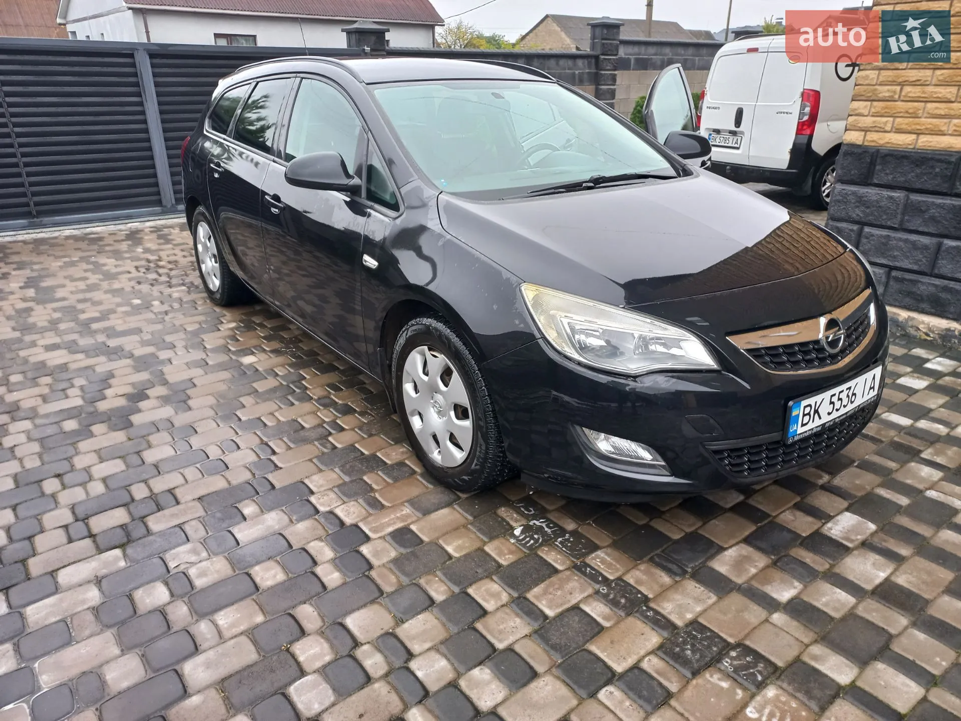 2012 Opel Astra - мініатюра 9