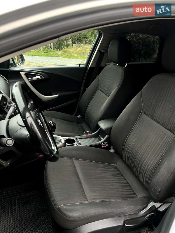 Универсал Opel Astra 2011 в Ровно фото 20 Универсал Opel Astra 2011 в Ровно