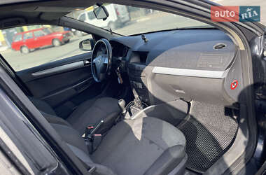 Універсал Opel Astra 2005 в 