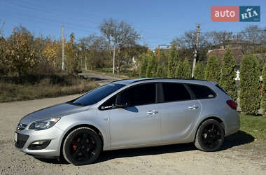 Универсал Opel Astra 2013 в 