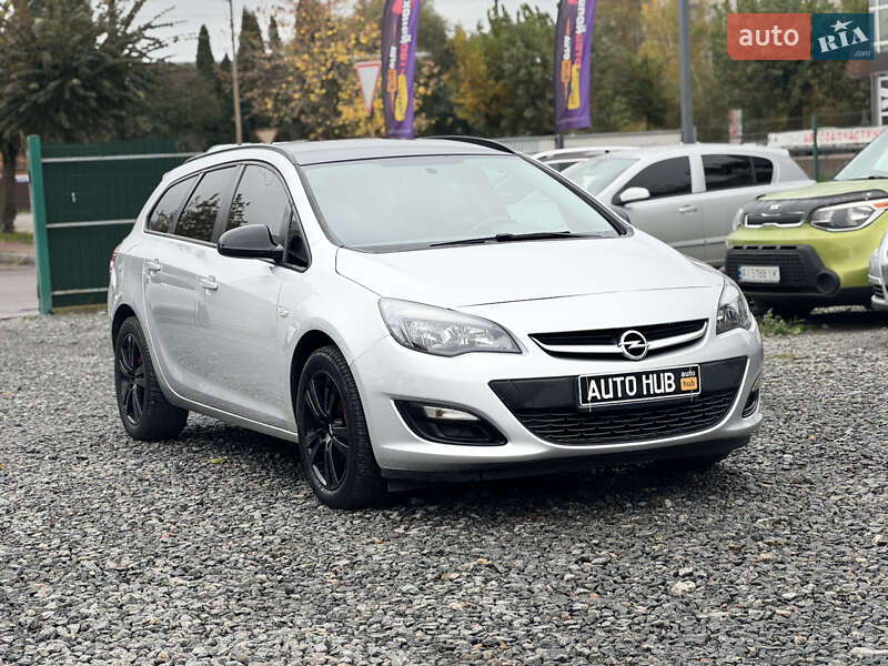 Універсал Opel Astra 2013 в Бердичеві