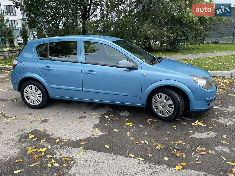 Хэтчбек Opel Astra 2005 в Луцке фото 4 Хэтчбек Opel Astra 2005 в Луцке