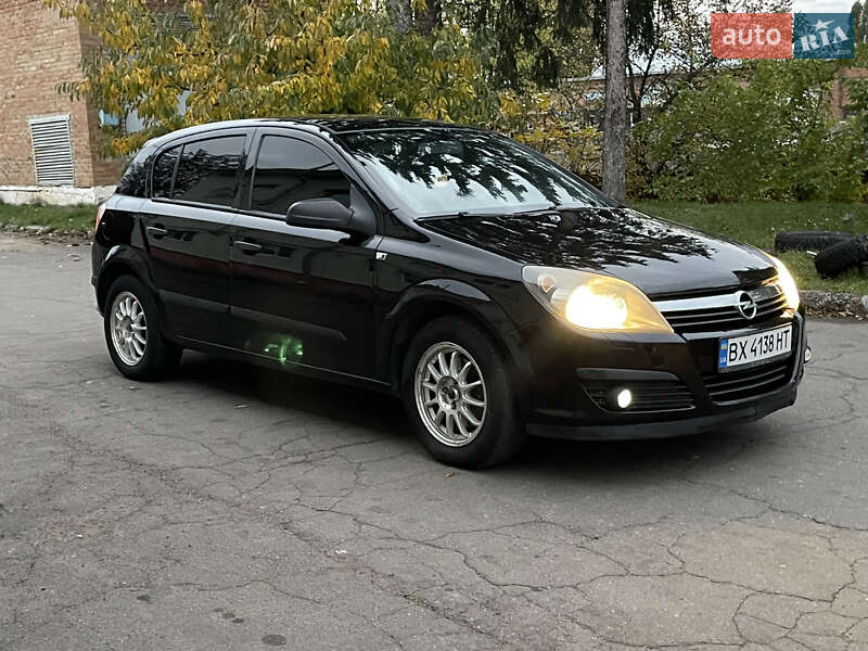 Хэтчбек Opel Astra 2006 в Виннице