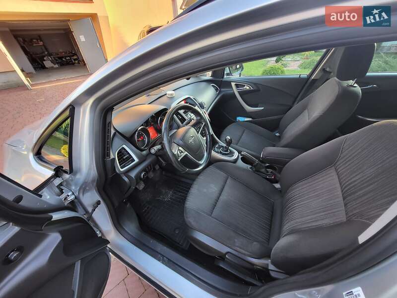 Універсал Opel Astra 2011 в Самборі фото 8 Універсал Opel Astra 2011 в Самборі