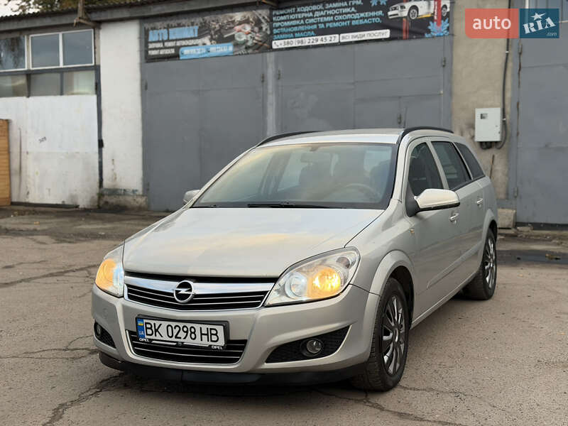 Універсал Opel Astra 2008 в Рівному фото 2 Універсал Opel Astra 2008 в Рівному