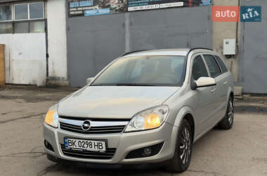 Универсал Opel Astra 2008 в 
