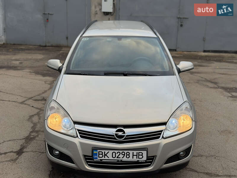 Універсал Opel Astra 2008 в Рівному фото 8 Універсал Opel Astra 2008 в Рівному