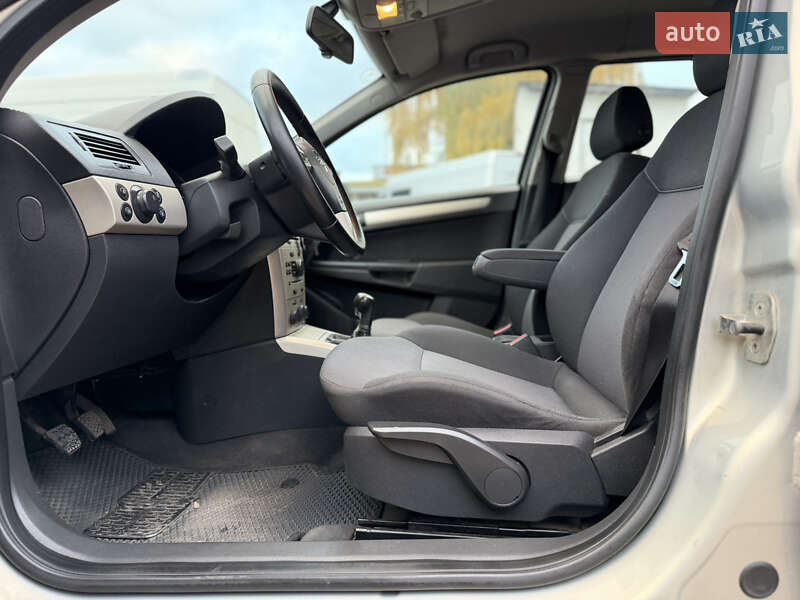 Універсал Opel Astra 2008 в Рівному фото 42 Універсал Opel Astra 2008 в Рівному