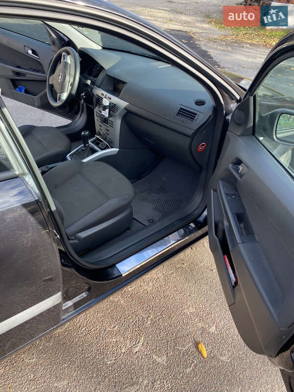Універсал Opel Astra 2009 в Кропивницькому