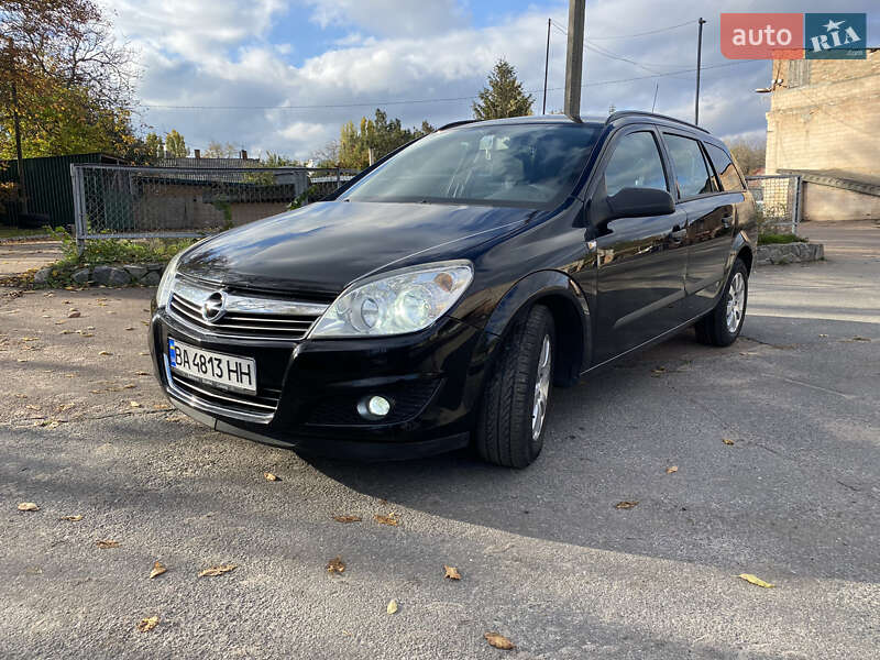 Універсал Opel Astra 2009 в Кропивницькому