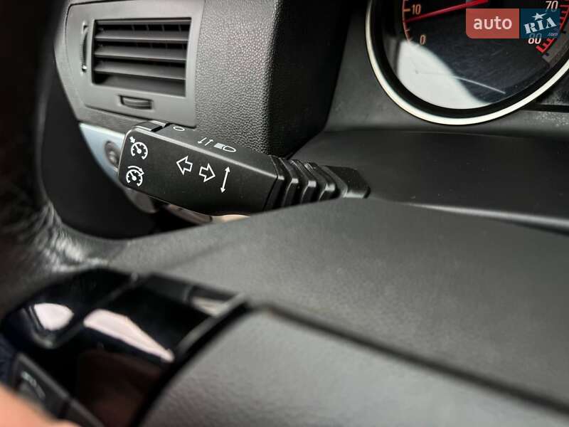 Универсал Opel Astra 2010 в Черкассах